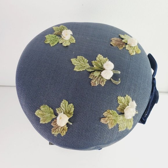 Vtg Original Touster Teentype Women's 3D Floral Blue Wicker Calot Hat Velvet Bow - Picture 2 of 12
